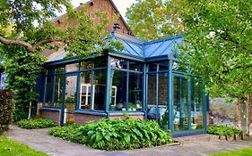 B&B De Lage Zwaluw